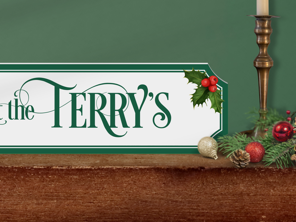 Personalised Family Name  | Wooden Christmas Sign (2 Colour Options)